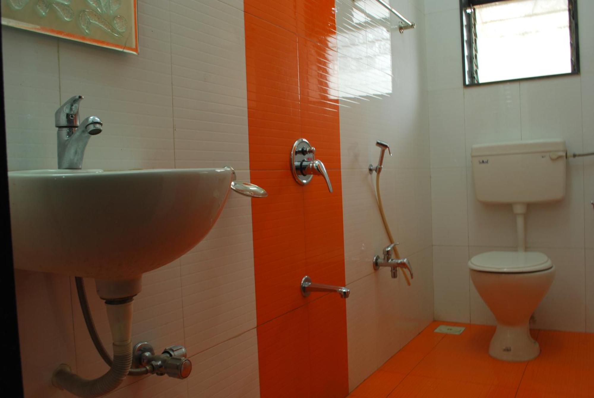 Hotel Golden Palace Pvt Ltd Βομβάη Εξωτερικό φωτογραφία